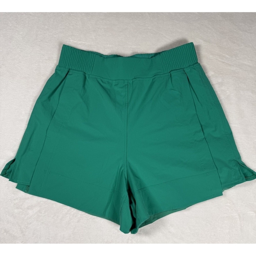 Lululemon Stretch Woven Relaxed Fit High Rise Shorts Green Womens S 3.5"